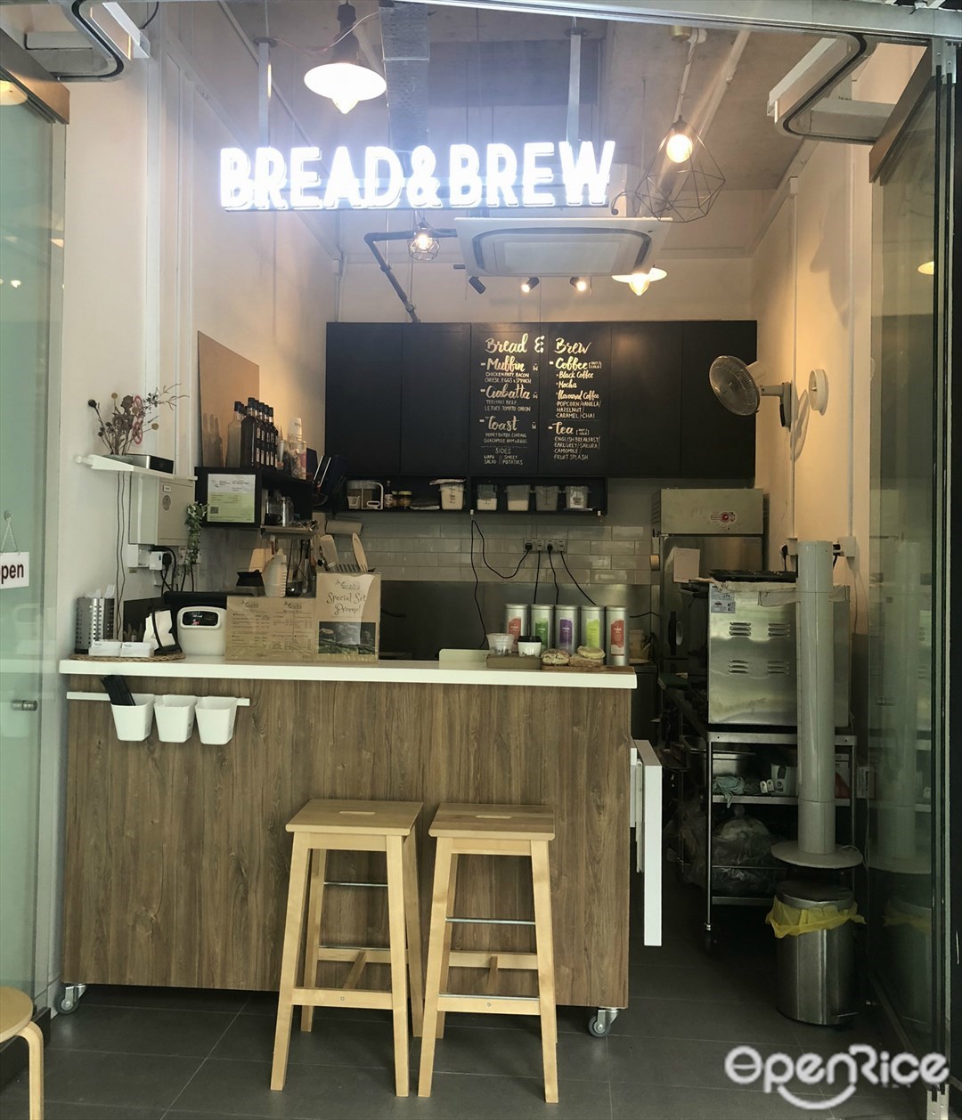 Bread Brew Burgers And Sandwiches Cafe In Tai Seng Singapore Openrice Singapore