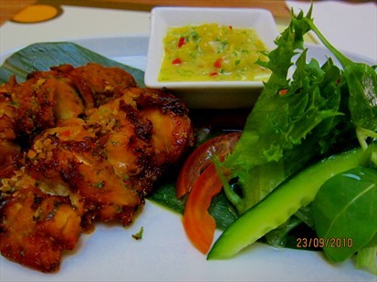 Asian spiced chicken salad