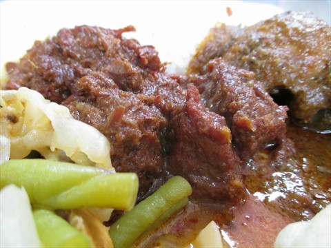 soft and tender beef rendang