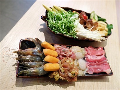 Food offered for each set